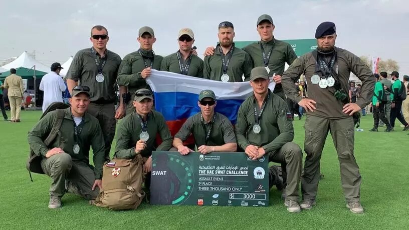 Костюм из дубая боец. Соревнование спецподразделение в Эмиратах. Спецназ соревнования. Дубайские соревнования спецназа. UAE SWAT Challenge.