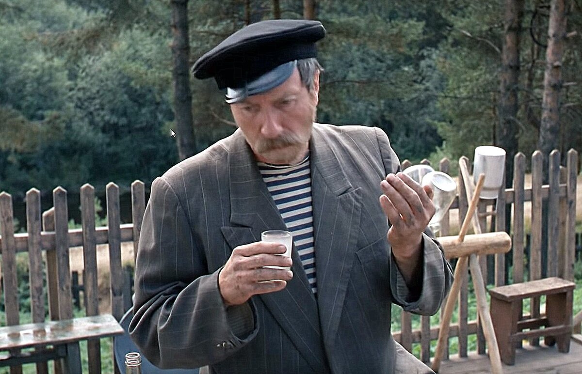 Кадр из х/ф "Любовь и голуби"