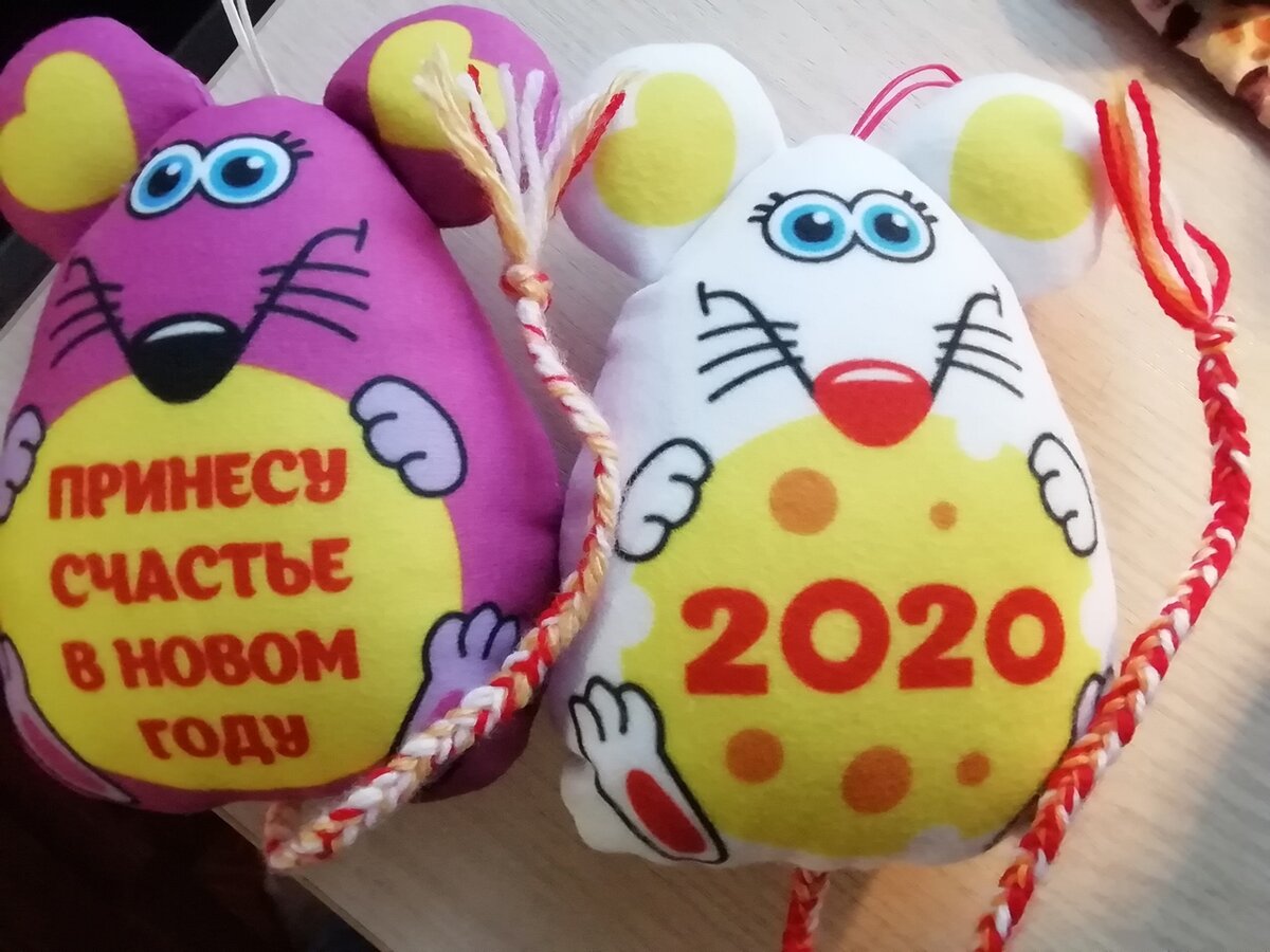 Шью все, что не приколочено🙂 Главное, чтобы глаз радовало и руки занимало