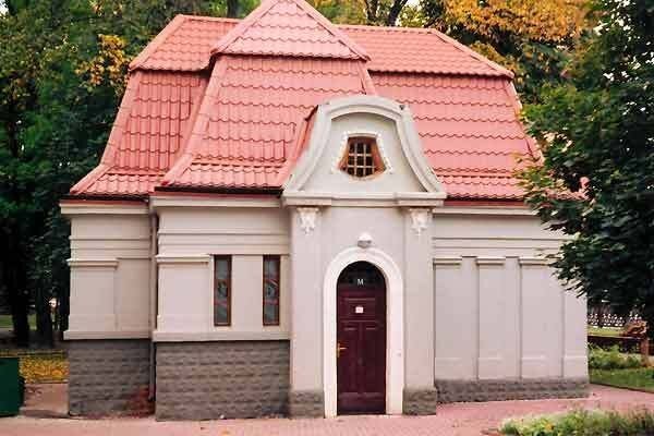 Гениальная месть архитектора — туалет в Минске.