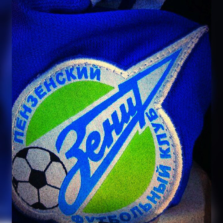    История футбола в России начинается ещё с 19 века, когда в 1897 в Санкт-Петербурге был сыгран первый футбольный матч.