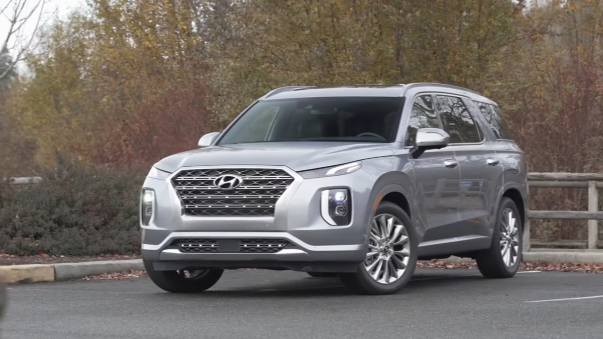 Нови 2023. Новый Hyundai Palisade 2022. Новый хёндай 7 местный PALISAD. Хёндай Палисад 2021 белый. Хендай Палисад 7 местный.