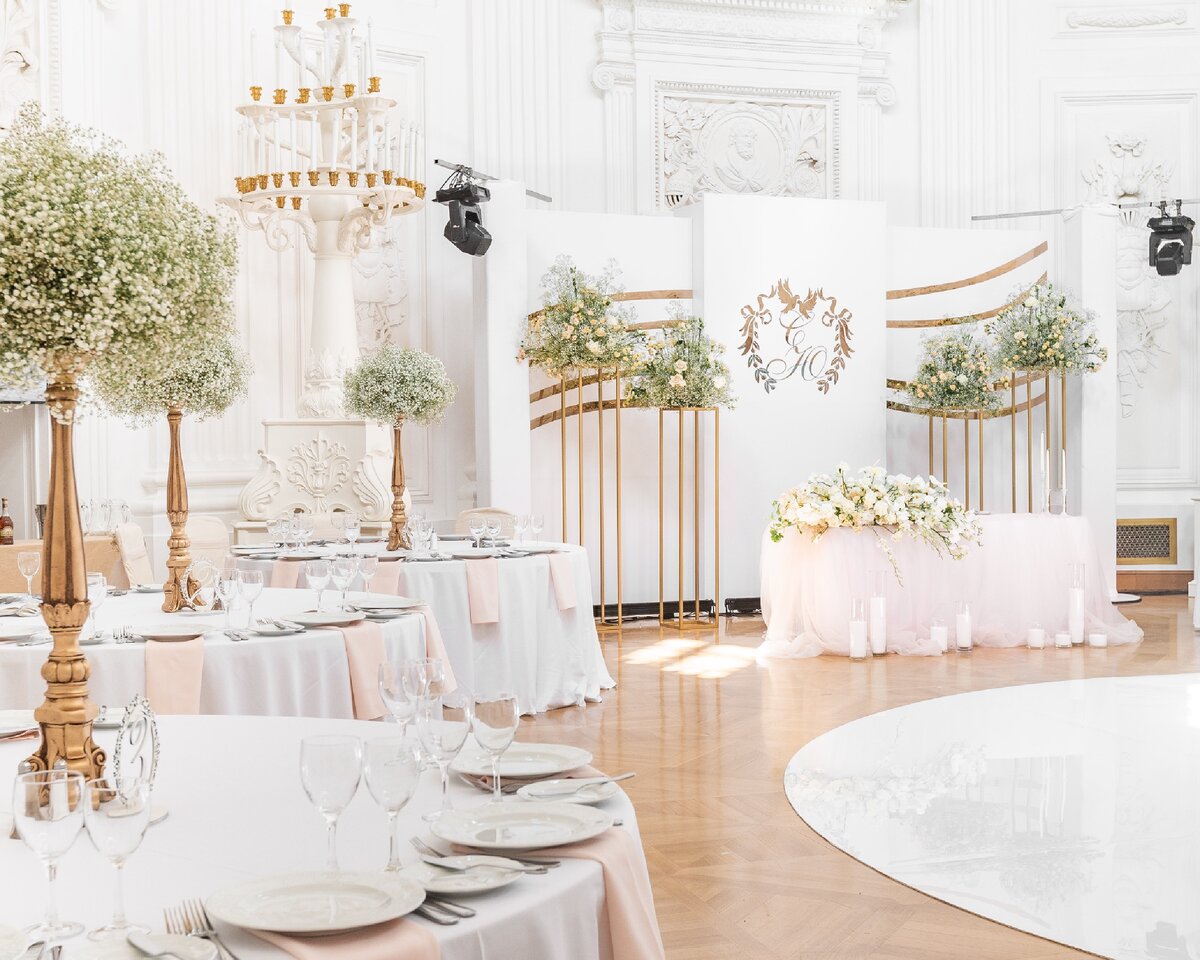 Оформление свадьбы. Петровский Путевой дворец. OnlyWed