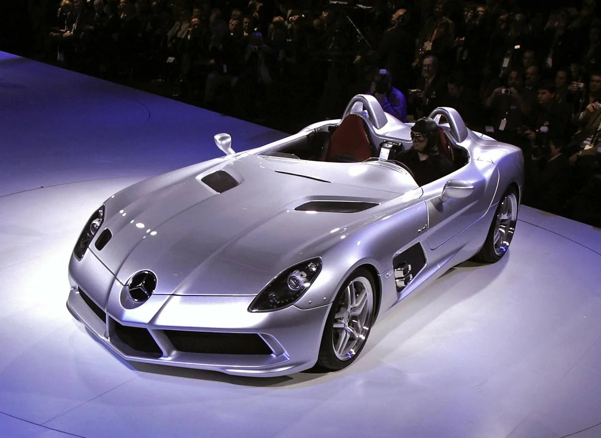 Самая крутая марка машины. Mercedes Benz SLR Stirling Moss 2020. SLR MCLAREN Stirling Moss. Мерседес SLR MCLAREN 2019. Mercedes. Benz. Vision. AVR. 2020..