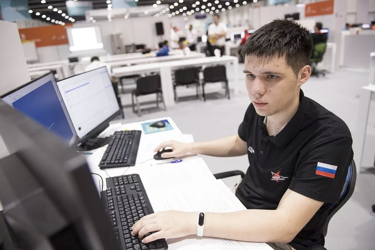 Леонид Шмаков WORLDSKILLS. It специалист. Программист it специалист. Программисты России.