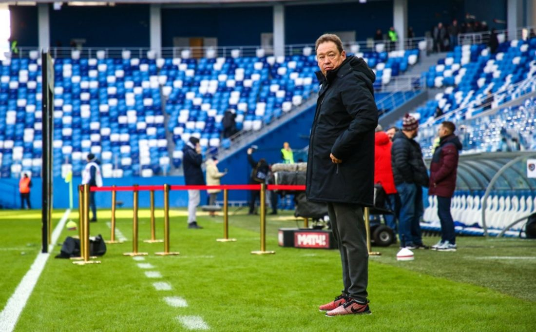 Наставник казанского клуба еще и в фигурном катании разбирается 