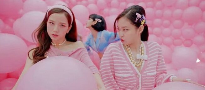 Хвостик с начесом и милая обиженная мордашка