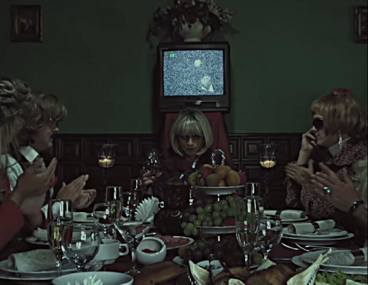 Кадр из 2 сезона "Внутри Лапенко"