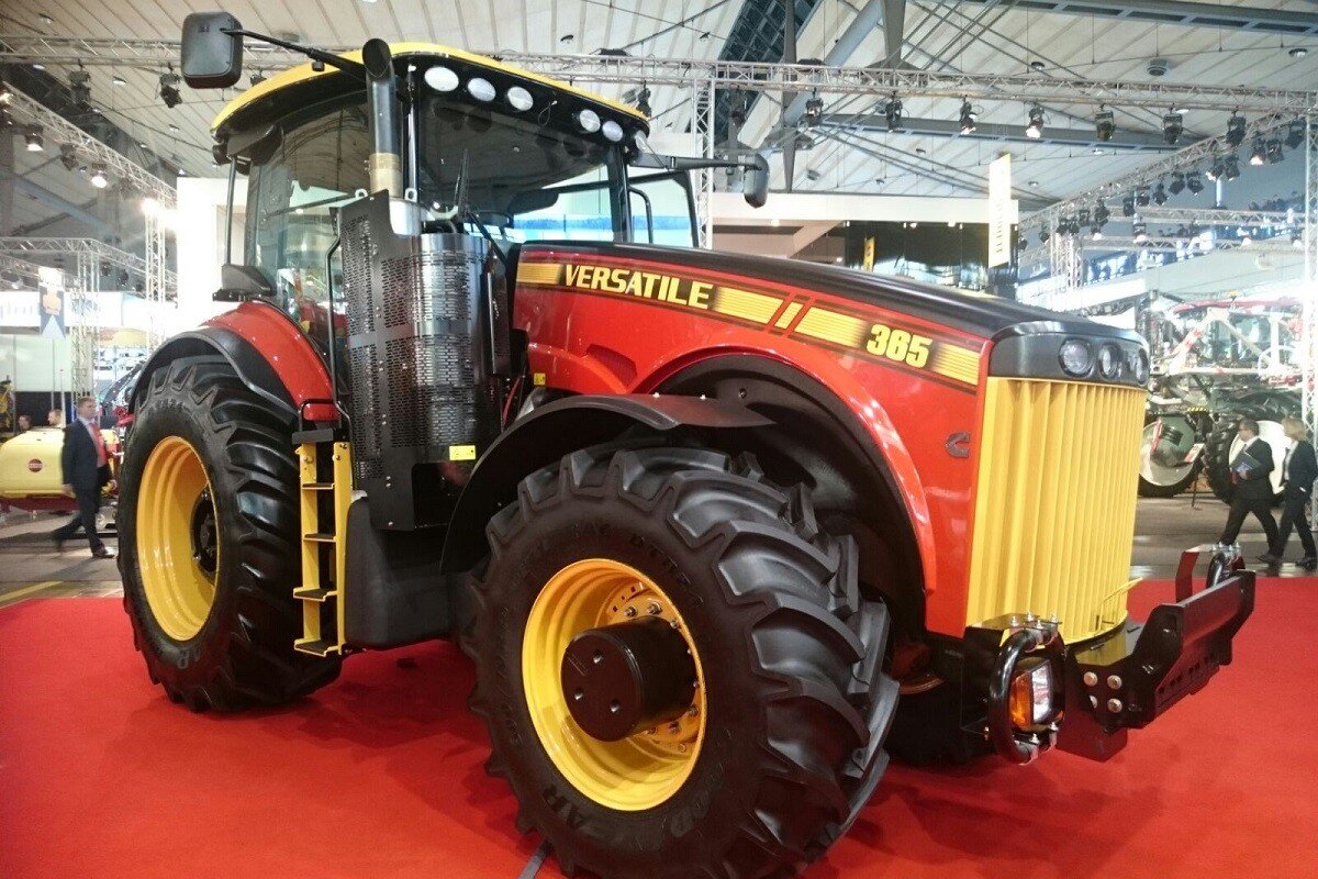 Канадский Versatile послужил базой для нашего RSM 1370