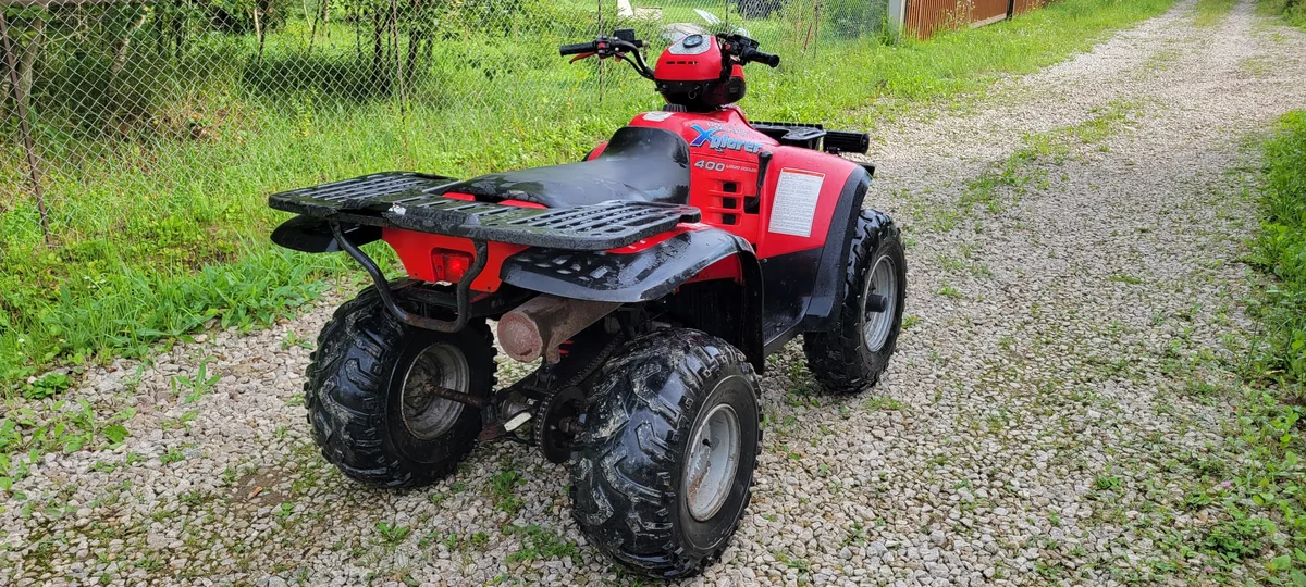 Неразрезной мост с цепным приводом удивительным образом сочетается с подключаемой передней осью. Классное сочетание надежности и функциональности. Даже в СССР так не делали! Источник фото - https://auto.ru/atv/used/sale/polaris/xplorer_400/4079534-ae52332a/