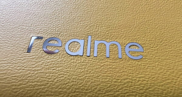 Обзор смартфона Realme GT 5G: самый дешевый Snapdragon 888 в интересном корпусе3