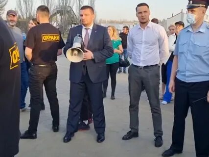 Министр спорта омской области колесник. Баннер за президента в Омске би 2. Зам министра спорта Ингушетии. Иван Колесник министр спорта. Иван Колесник Омск первый замминистра.