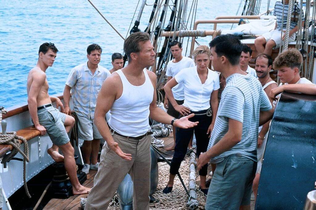 Кадр из фильма "Белый шквал": Джефф Бриджес вдалбливает истину