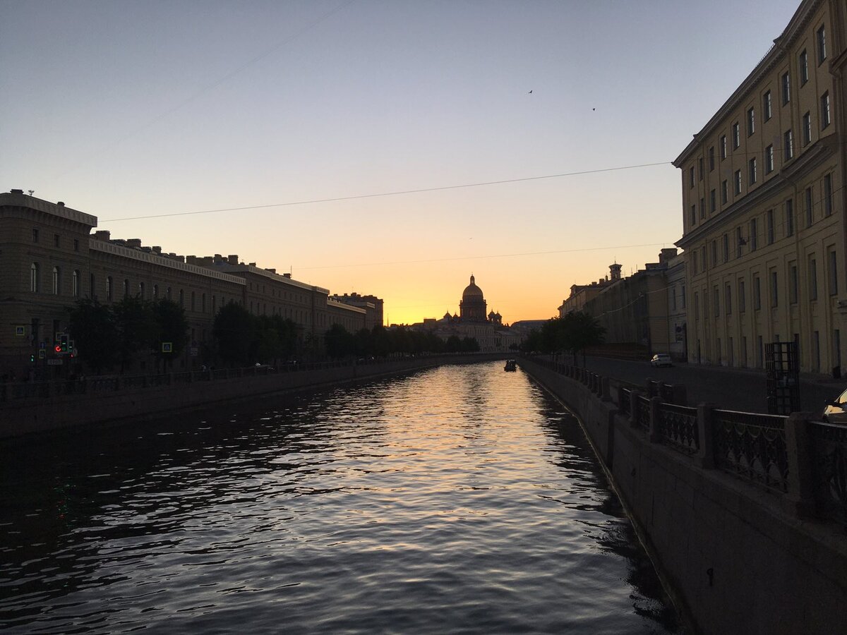 Верю и знаю, что рассвет всегда наступает, какая бы ни была темная ночь!) 
