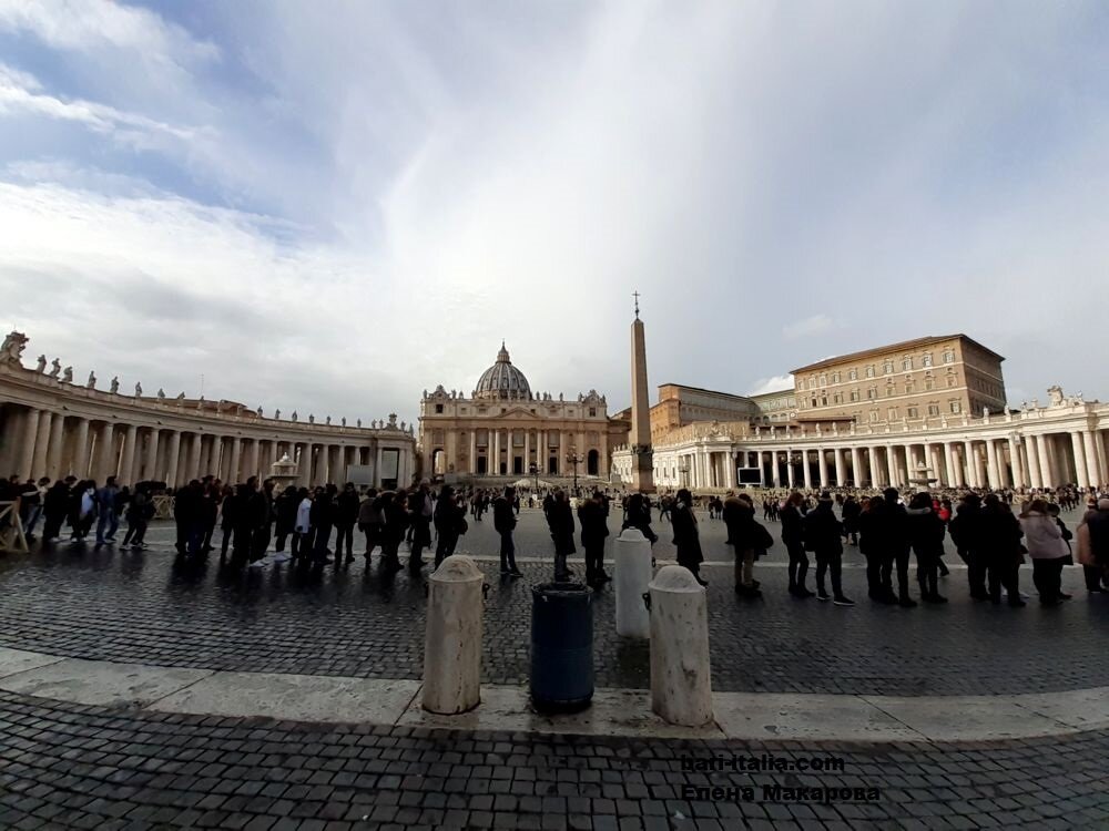 Площадь и Собор Святого Петра