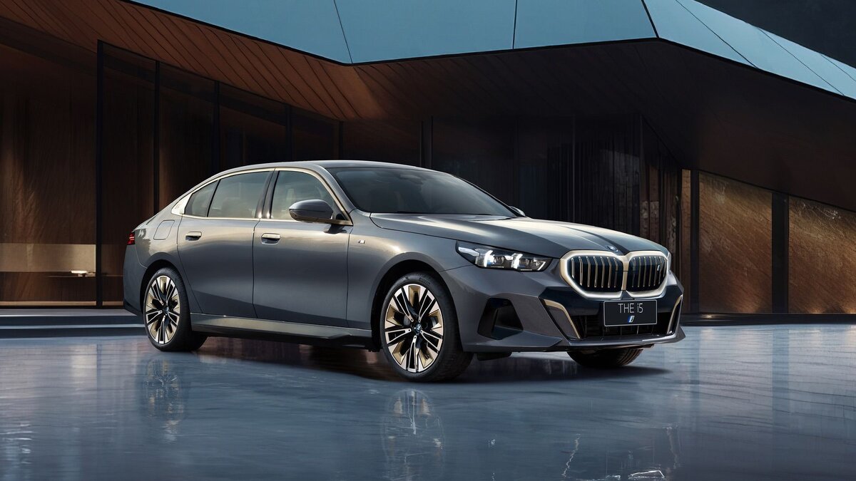 BMW 5 Series и i5 2024 года для Китая: удлинённая колёсная база,  театральный экран | BMWLAND_official | Дзен