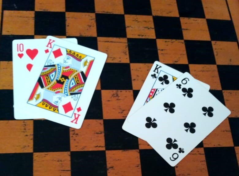 Фокус с картами наука умеет много гитик. Умеет много гитик. Наука умеет много гитик расшифровка. Наука знает много гитик что это значит. Умеет много гитик.