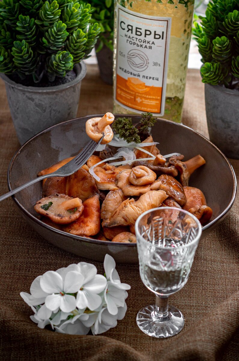 Что приготовить из грибов? Как приготовить грибы? И какие грибы лучше готовить? На все эти вопросы я отвечаю своим читателям.