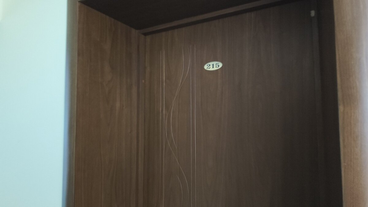     Из-за отсутствия общежития иногородние граждане, работающие водителями муниципальных автобусов в Нижнем Новгороде, временно проживают в пансионате. Об этом NewsNN рассказали в региональном Центр развития транспортных систем.