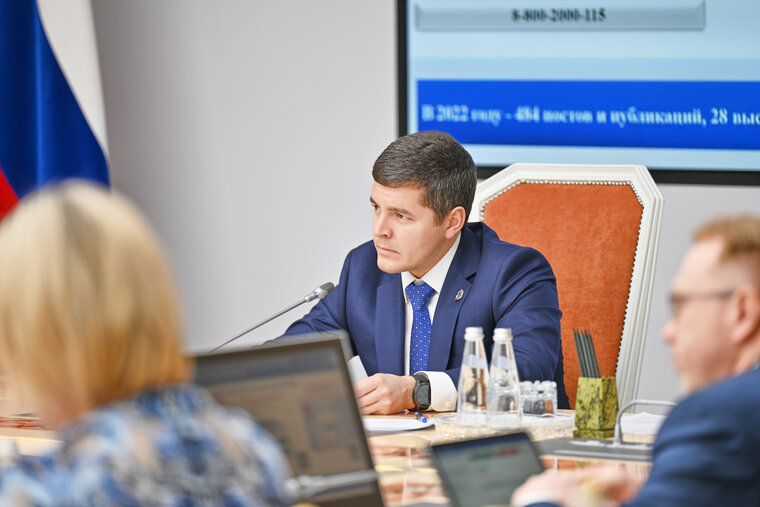    В новый состав правительства не вошло три заместителя из прежней команды Артюхова