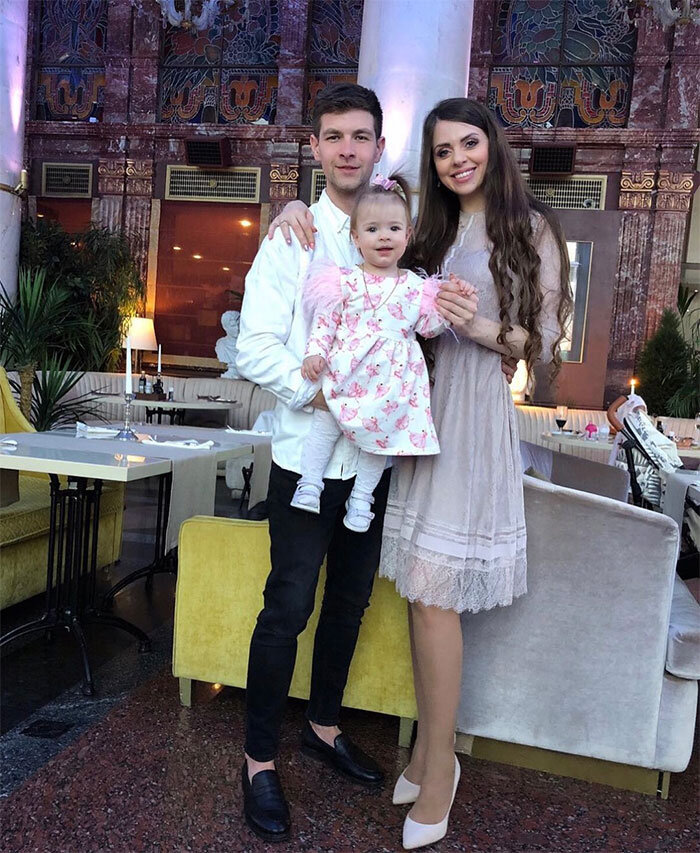 Василисе Дмитренко исполнился годик