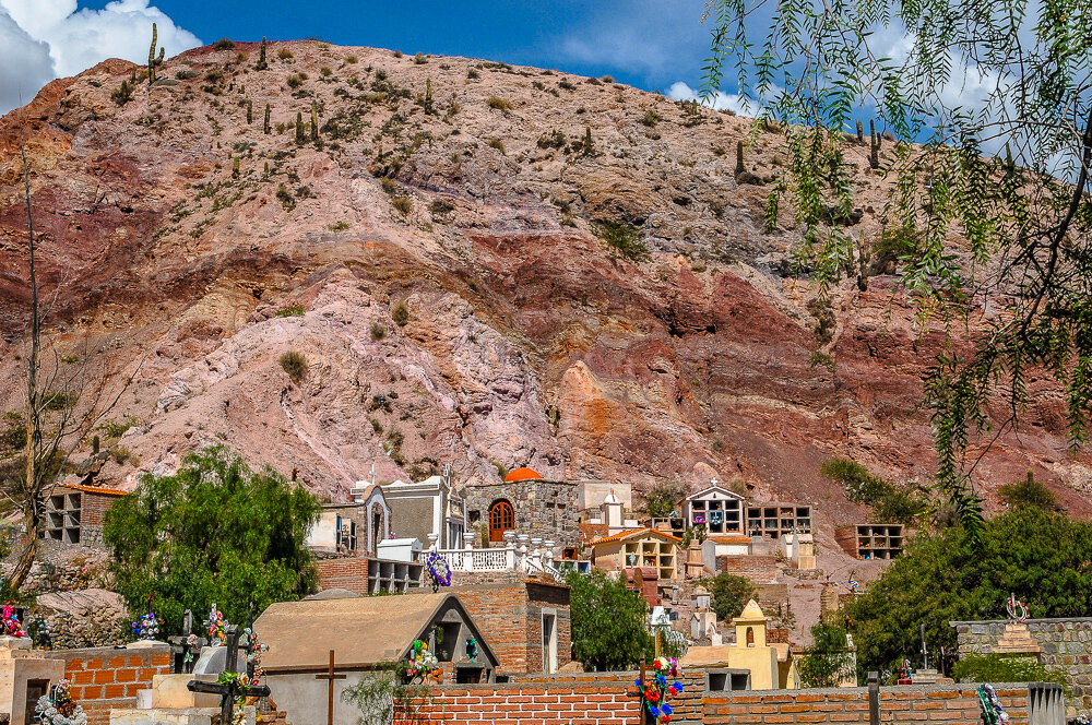 ���������� ����������� �� ��������� ����� � ���������. � ������ ���� ��������� ��������� � ��������� ������� ����������, � ������� ��������� ���� �� ������� ��������� ����� - ����������� ����.-14