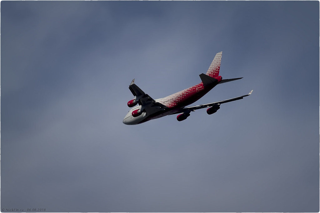 1. Boeing 747-400 - EI-XLF © NickFW