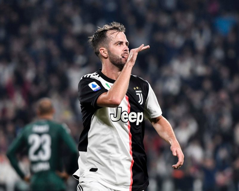 В 8 турах Серии А Миралем Пьянич забил 3 гола, фото: twitter.com/juventusfc