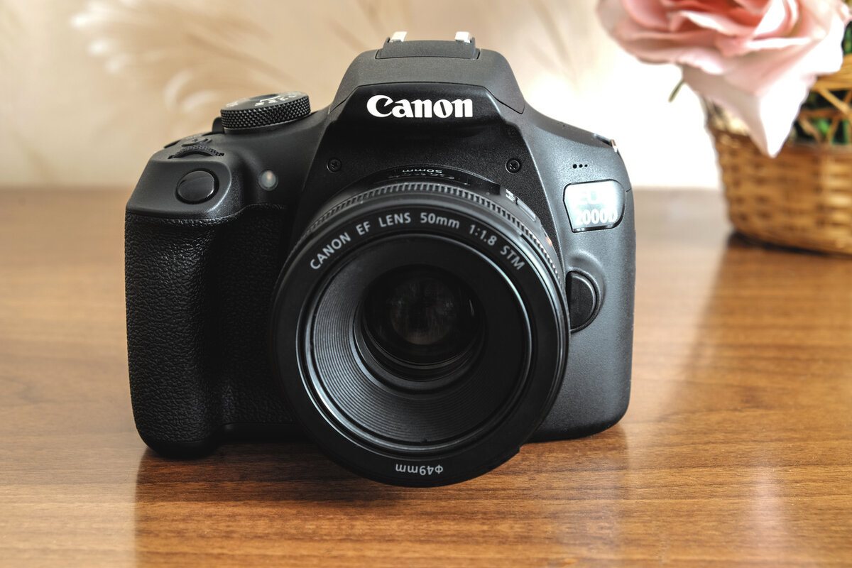 Canon 2000d 