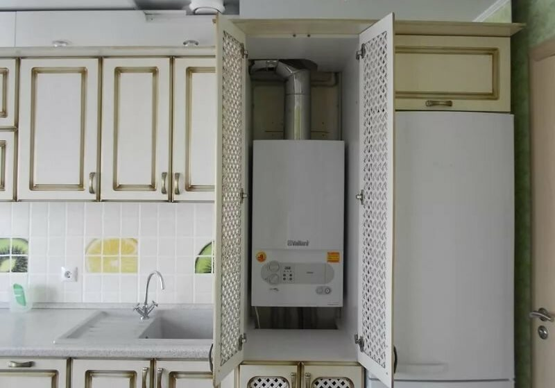 Практичный дизайн кухонь с газовым котлом (60 фото)