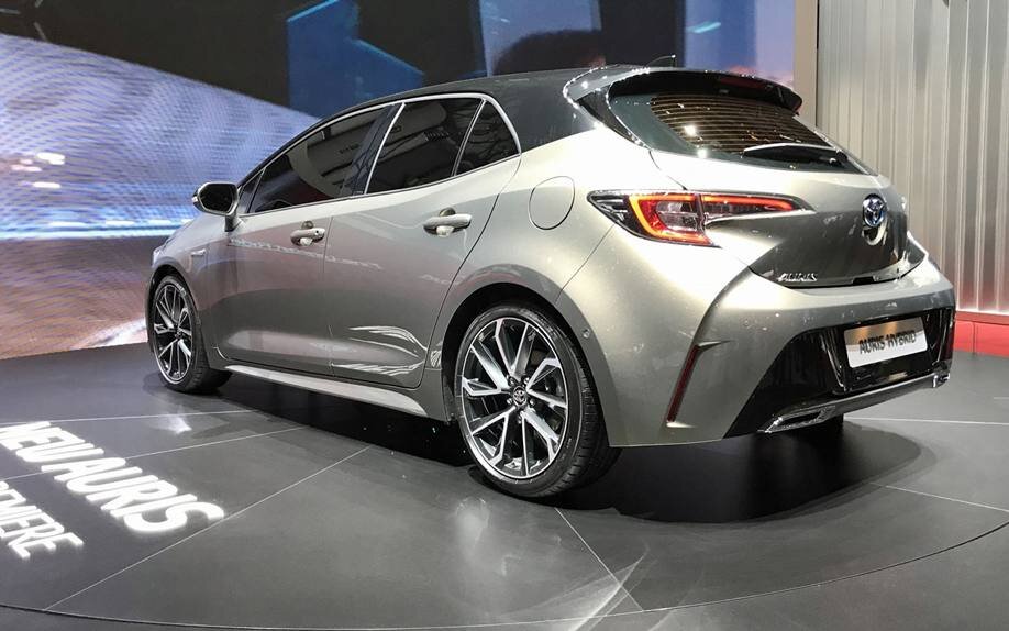 Компания Toyota занимает лидирующие  позиции по количеству продаваемых автомобилей в мире.-2