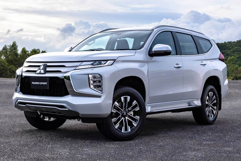 Фото взято https://aczpix.b-cdn.net/wp-content/uploads/2019/07/foto-pajero-sport-3_13.jpg