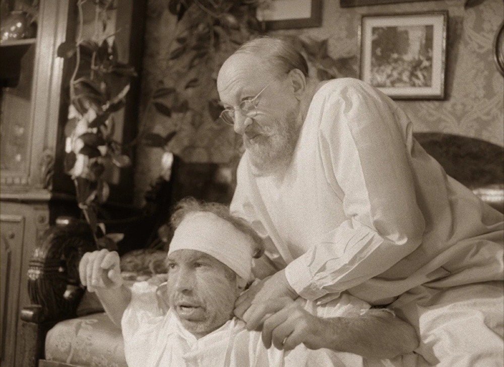 Кадр из фильма "Собачье сердце"