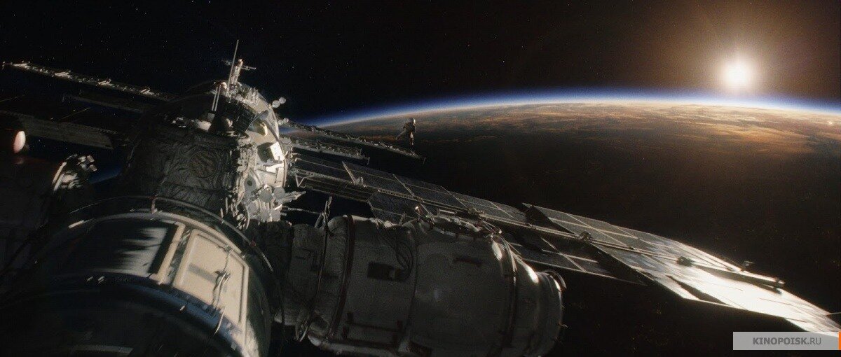 Официальный кадр из фильма «Гравитация». Источник kinopoisk.ru