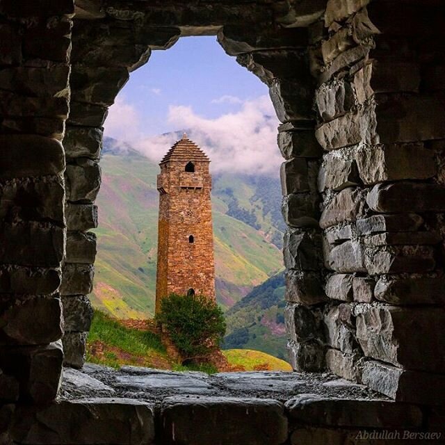 Башни в горах