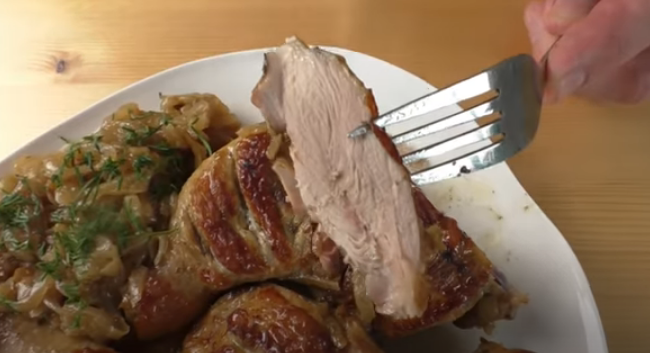 Когда хочется шашлык, а ты на самоизоляции / Мясо со вкусом шашлыка на сковороде.