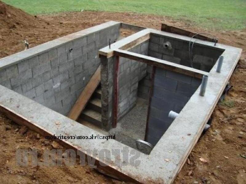 Простые и бюджетные бетонные погреба и кессоны для скважины