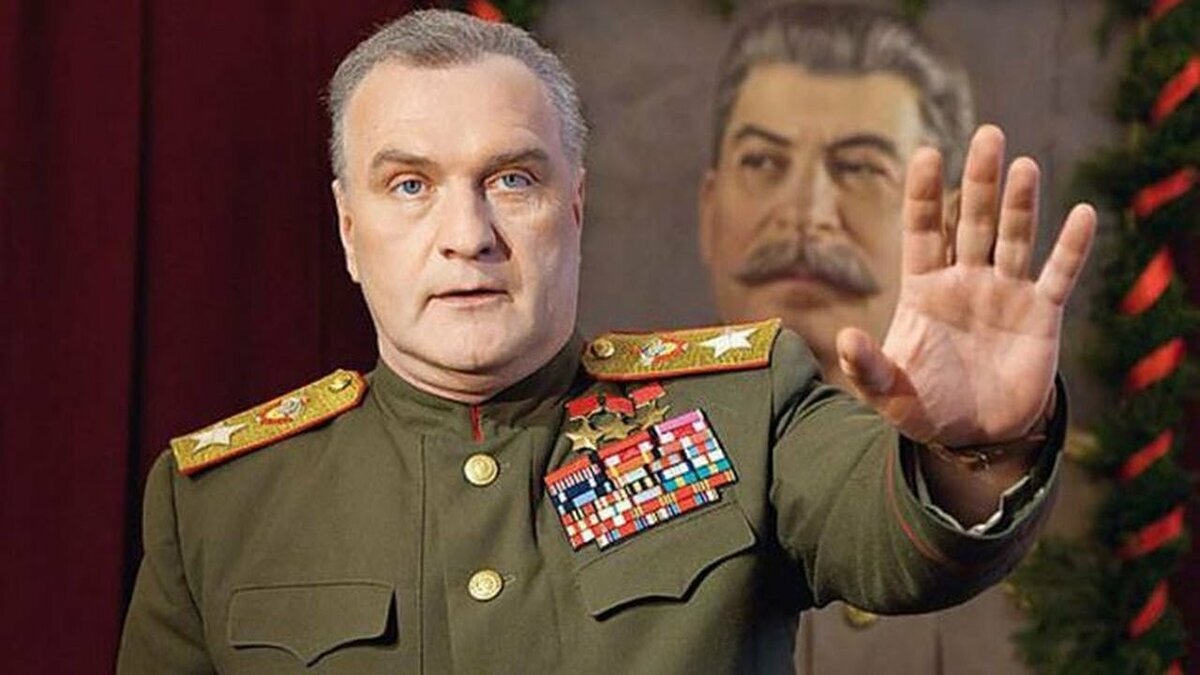 Александр Балуев в роли Георгия Жукова. Взято с "Яндекс.Картинки"
