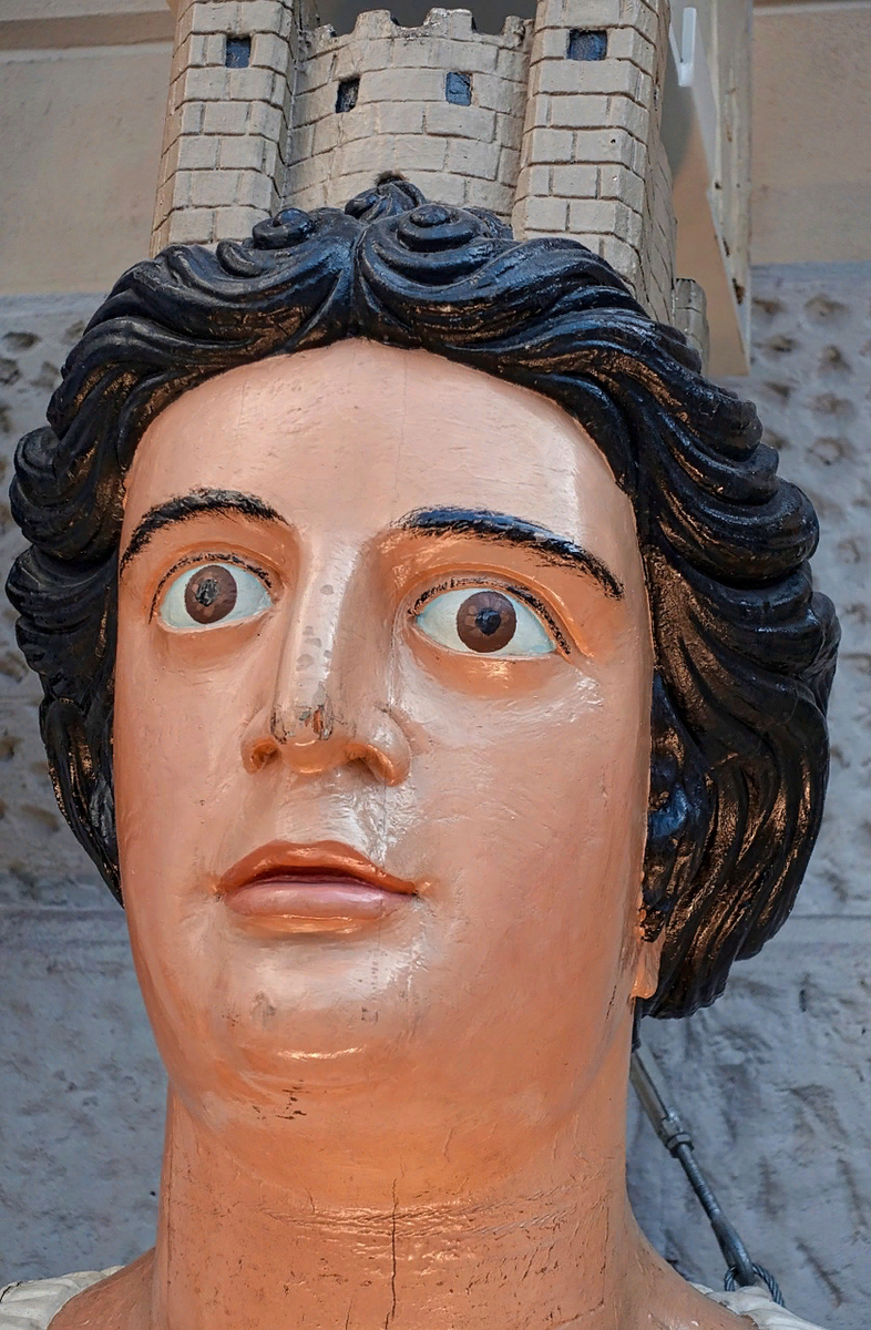 Красавчик, не правда ли?