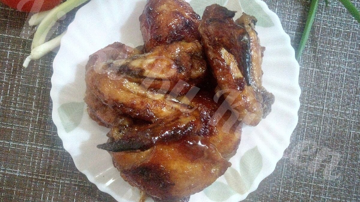 Курица, запеченная в гранатовом соусе в духовке — рецепт с фото пошагово