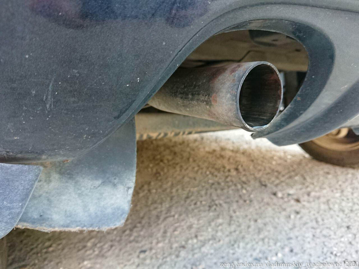 Но на самом деле существуют более цивилизованные способы удаления воды из глушителя...