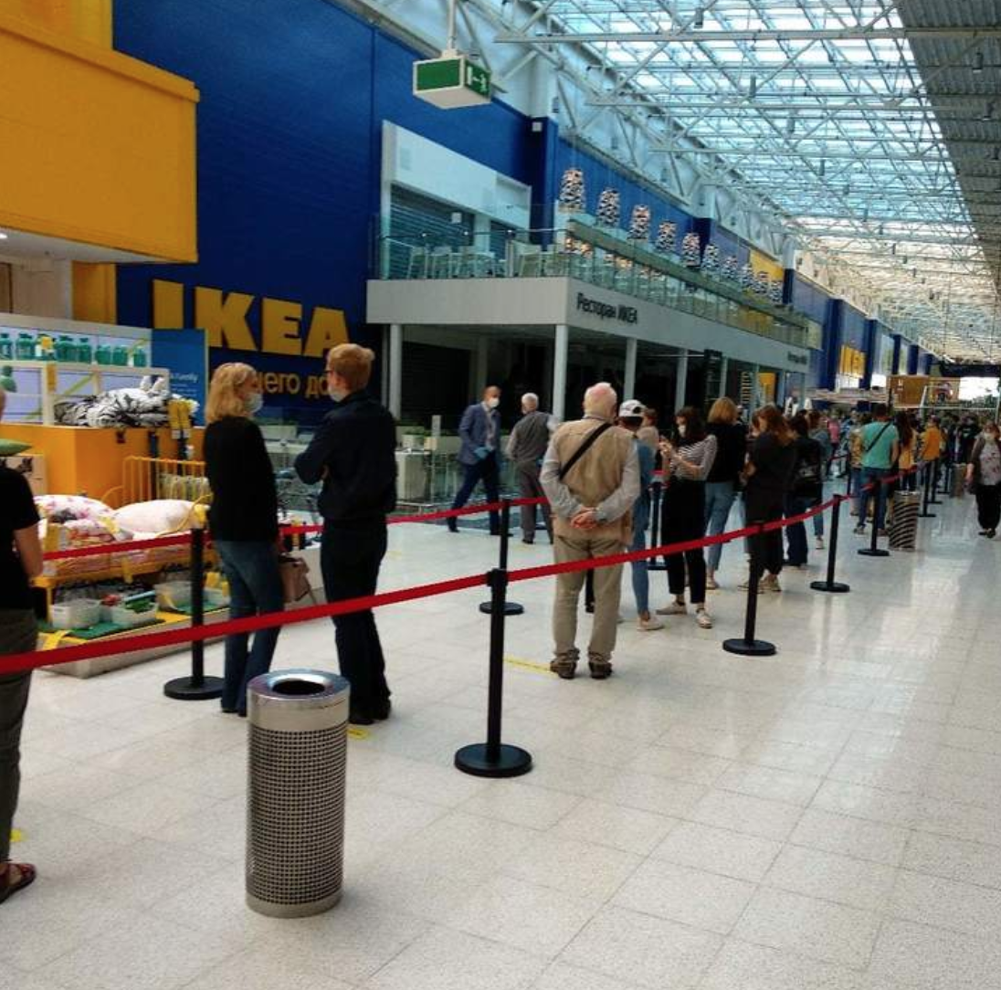 https://spb.mk.ru/social/2020/07/13/peterburzhcy-vystroili-v-gigantskie-ocheredi-v-ikea.html 