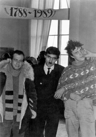 Гоша Буренин, Авдей Тер-Оганьян, Сергей Тимофеев на открытии выставки «Италия имеет форму сапога»
