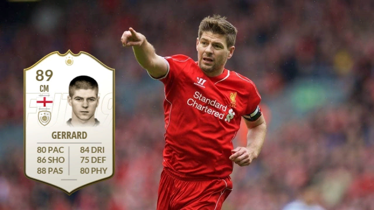 Стивен рядом со своей картой в легенды в ФИФА 19.