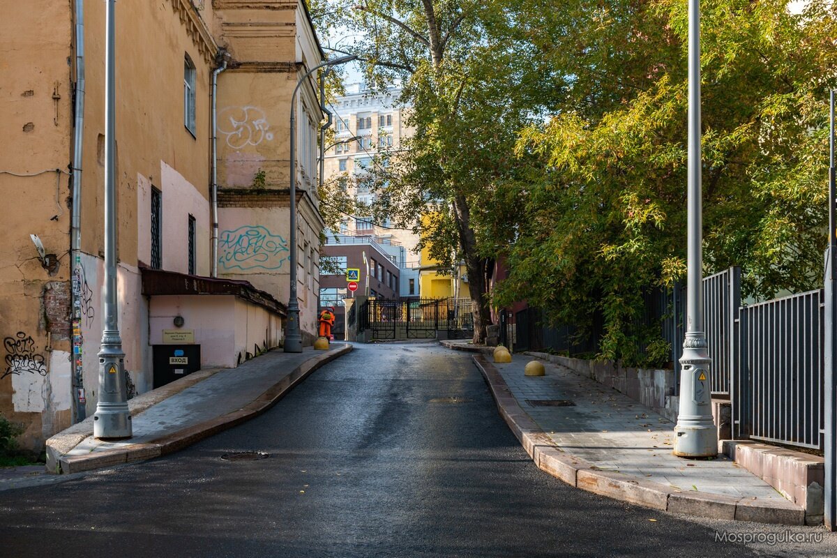 Улица высоцкого в москве