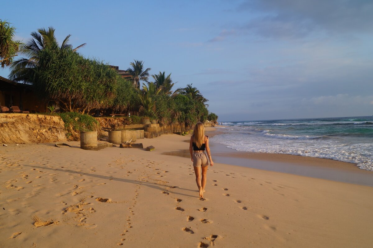 Weligama Beach Шри Ланка