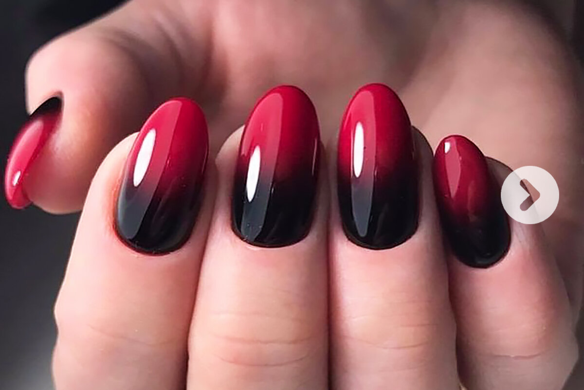 Градиент на ногтях красный с черным