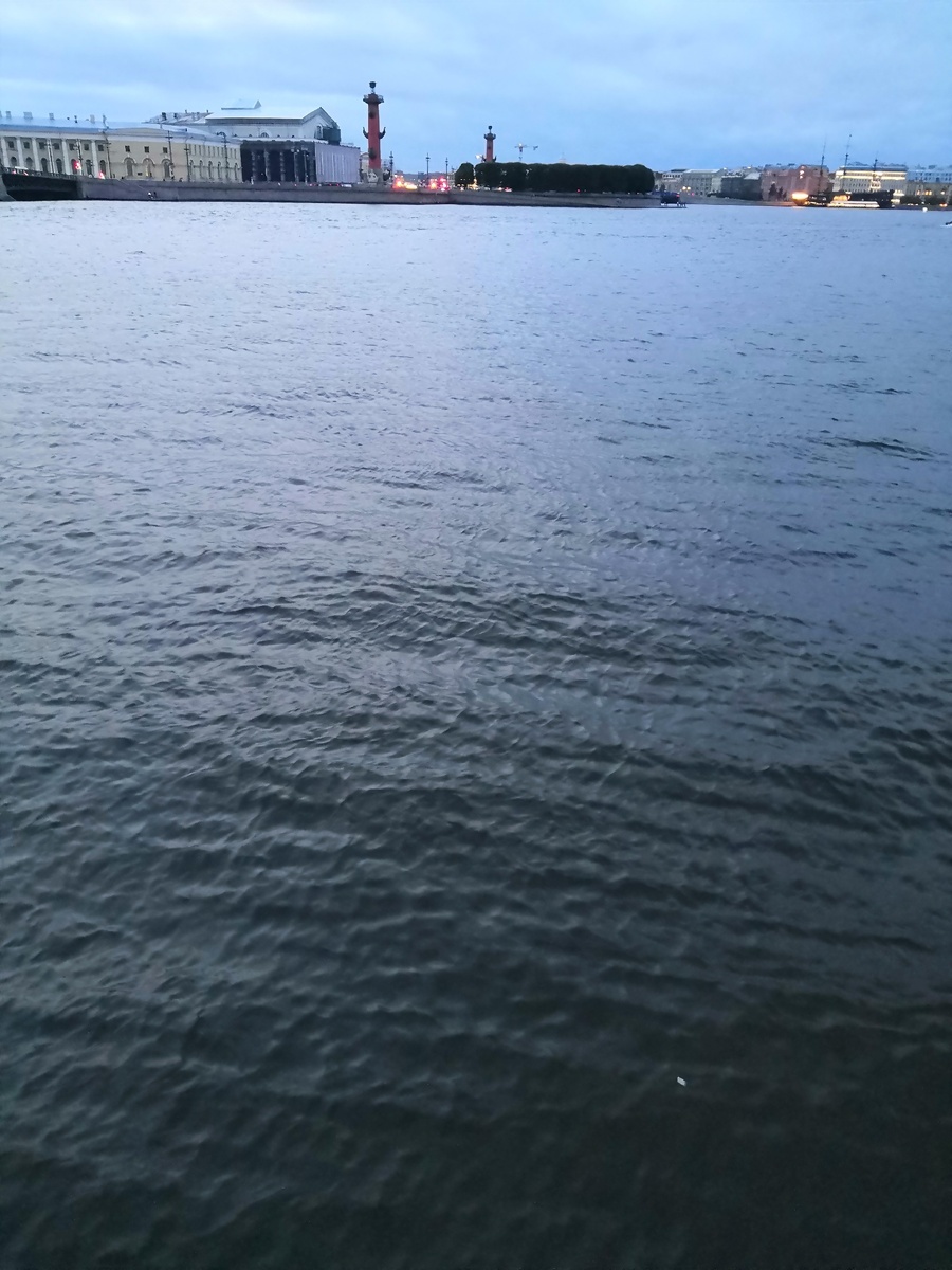 Представьте воду как материю) 😍