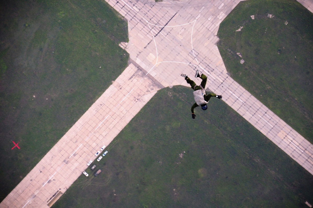 В свободном падении