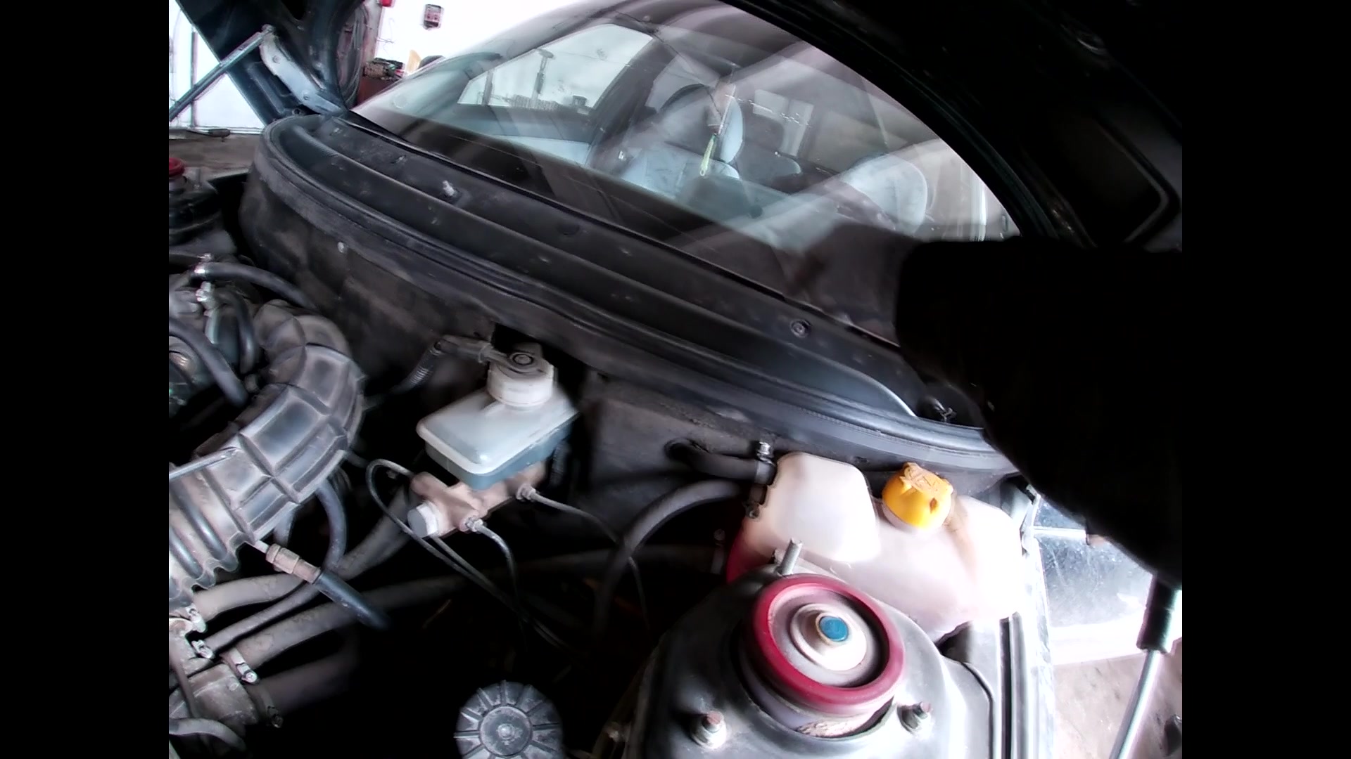 Что делать, если тормоза автомобиля стали тугими – причины и ремонт тормозной системы авто